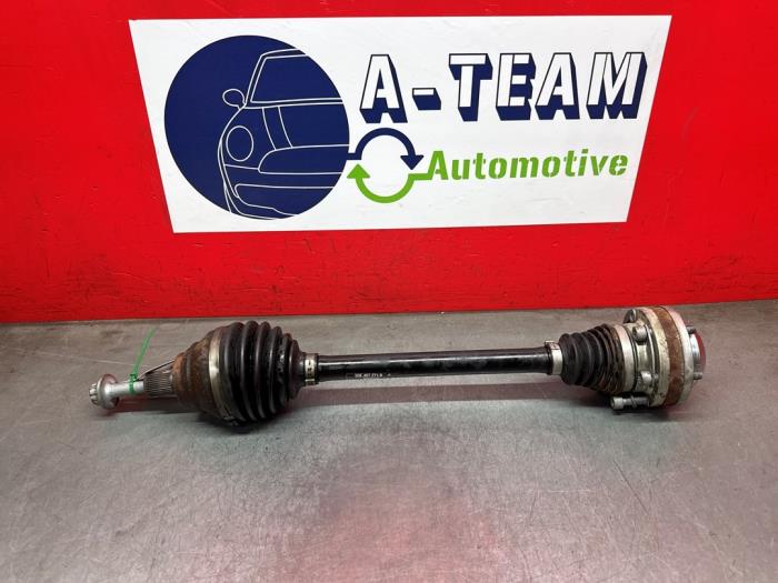 Used Front drive shaft, left Volkswagen Golf VII (AUA) e-Golf Price € 99,99 Margin scheme offered by A-Team Automotive