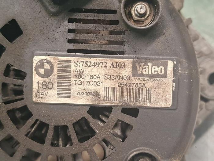 Dynamo d'un BMW 6 serie (E63) 645 Ci 4.4 V8 32V 2005