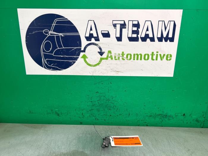 Begagnade Airbagsensor Lamborghini Urus 4.0 V8 Pris € 74,99 Marginaltabell erbjuds av A-team Automotive