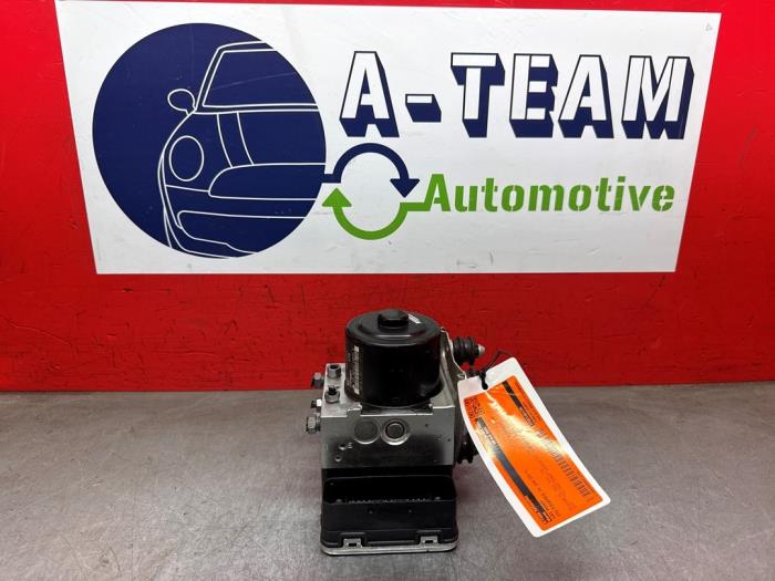 Begagnade ABS-pump Volkswagen Touareg (7PA/PH) 3.0 TDI V6 24V BlueMotion Technology SCR Pris € 349,99 Marginaltabell erbjuds av A-Team Automotive
