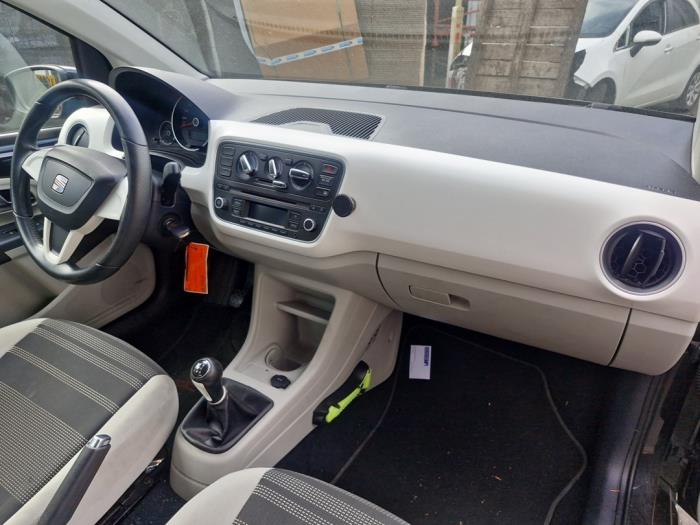 Używane Panel Seat Mii 1.0 12V Cena € 499,99 Procedura marży oferowane przez A-Team Automotive