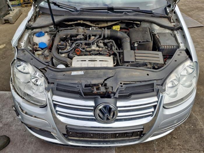 Begagnade Luftfilterhus Volkswagen Jetta III (1K2) 1.4 TSI 160 16V Pris € 29,99 Marginaltabell erbjuds av A-Team Automotive
