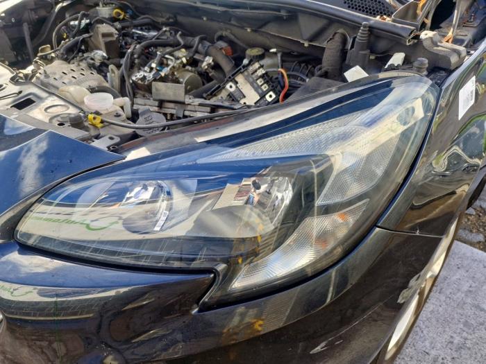 Gebrauchte Scheinwerfer links Opel Corsa E 1.3 CDTi 16V ecoFLEX Preis € 349,99 Margenregelung angeboten von A-Team Automotive