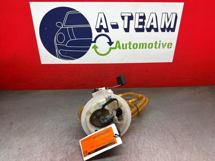 Begagnade Bensinpump Mercedes GLK (204.7/9) 3.5 350 V6 24V 4-Matic Pris € 59,99 Marginaltabell erbjuds av A-Team Automotive