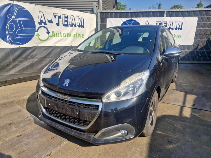 Usagé Radiateur clim Peugeot 208 I (CA/CC/CK/CL) 1.2 Vti 12V PureTech 82 Prix € 49,99 Règlement à la marge proposé par A-Team Automotive