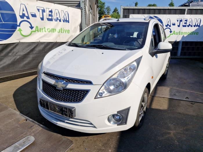 Usagé Pompe de direction Chevrolet Spark (M300) 1.0 16V Bifuel Prix € 19,99 Règlement à la marge proposé par A-Team Automotive