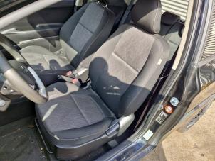 Usados Asiento izquierda Kia Picanto (TA) 1.0 12V Precio € 79,99 Norma de margen ofrecido por A-Team Automotive
