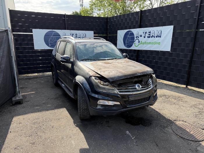 Używane Pólwal Ssang Yong Rexton W 2.2 RX 220 E-XDI 16V 4WD Cena na żądanie oferowane przez A-team Automotive