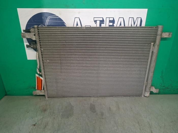 Usagé Radiateur clim Volkswagen Golf VII (AUA) 1.5 TSI Evo BMT 16V Prix € 74,99 Règlement à la marge proposé par A-team Automotive
