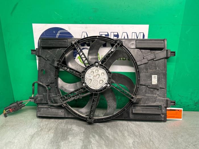 Gebrauchte Kühlerventilator Volkswagen Golf VII (AUA) 1.5 TSI Evo BMT 16V Preis € 199,99 Margenregelung angeboten von A-team Automotive