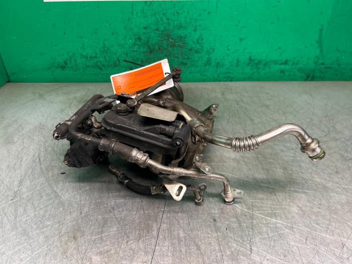 Usagé Turbo Mercedes A (177.0) 1.3 A-180 Turbo 16V Prix € 199,99 Règlement à la marge proposé par A-team Automotive