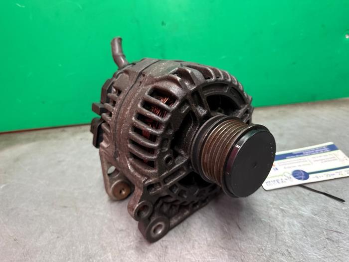 Begagnade Dynamo Volkswagen Crafter 2.5 TDI 30/35/50 Pris € 29,99 Marginaltabell erbjuds av A-team Automotive