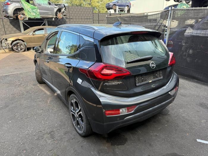 Begagnade Baklucka Opel Ampera-e Ampera-e Pris € 849,99 Marginaltabell erbjuds av A-team Automotive