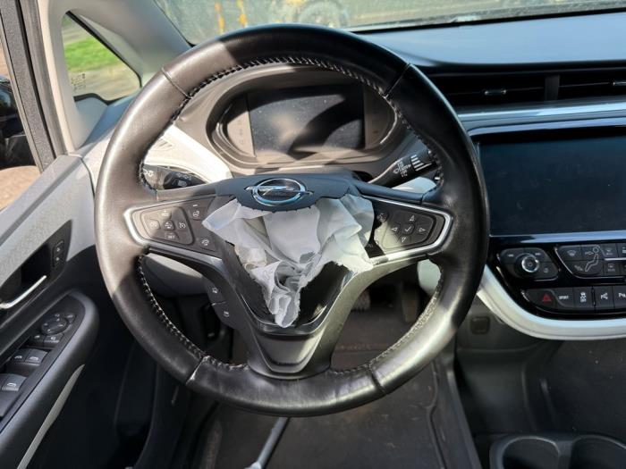 Begagnade Ratt Opel Ampera-e Ampera-e Pris € 199,99 Marginaltabell erbjuds av A-team Automotive