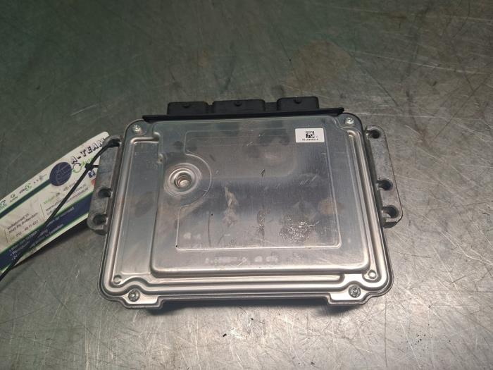 Engine management computer from a Citroën Berlingo 1.6 Hdi 75 16V Phase 1 2010
