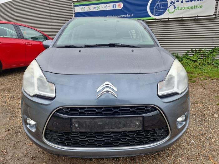 Używane Przód kompletny Citroen C3 (SC) 1.6 16V VTi 120 Cena € 999,99 Procedura marży oferowane przez A-Team Automotive