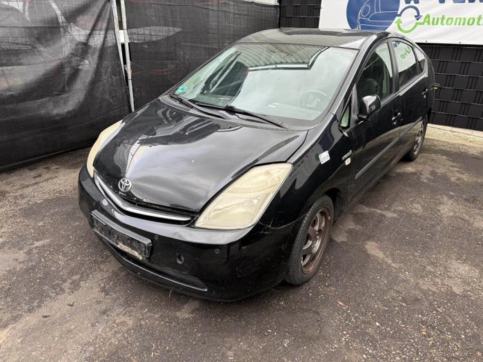 AC-radiator från en Toyota Prius (NHW20) 1.5 16V 2008