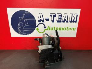 Bloc ABS d'un Renault Zoé (AG) 46kW 2013