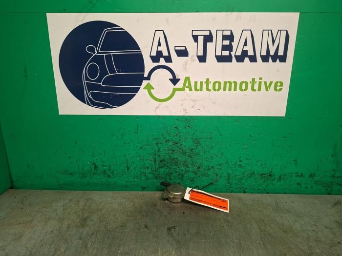 Gebrauchte Nockenwelle Sensor Ford C-Max (DXA) 1.0 Ti-VCT EcoBoost 12V 125 Preis € 19,99 Margenregelung angeboten von A-team Automotive