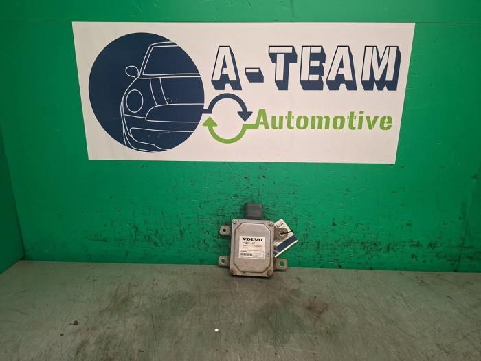 Used Engine management computer Volvo V60 I (FW/GW) 2.4 D6 20V Plug-in Hybrid AWD Price € 39,99 Margin scheme offered by A-team Automotive