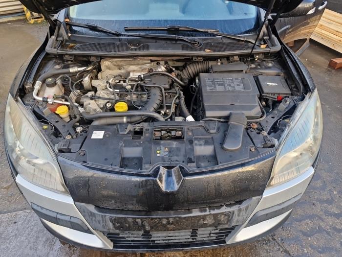 Gebrauchte Luftfiltergehäuse Renault Megane III Coupe (DZ) 1.4 16V TCe 130 Preis € 24,99 Margenregelung angeboten von A-Team Automotive