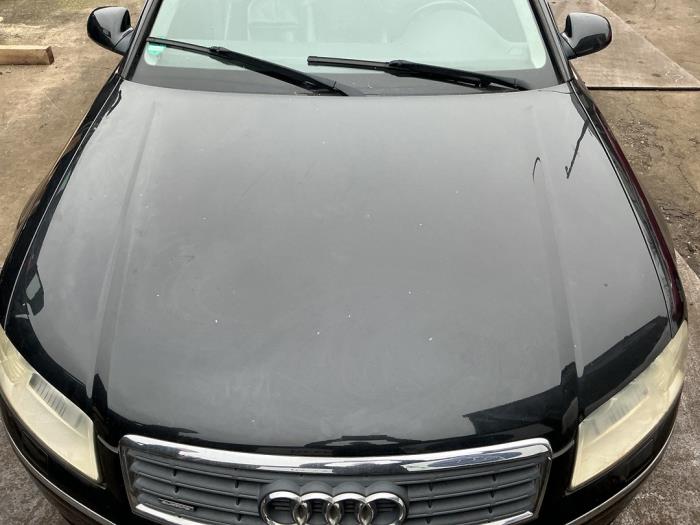 Używane Maska Audi A8 (D3) 4.2 TDI V8 32V Quattro Cena € 149,99 Procedura marży oferowane przez A-Team Automotive