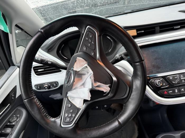 Begagnade Ratt Opel Ampera-e Ampera-e Pris € 199,99 Marginaltabell erbjuds av A-team Automotive