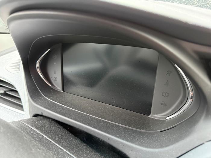 Begagnade Instrumentpanel Opel Ampera-e Ampera-e Pris € 499,99 Marginaltabell erbjuds av A-team Automotive