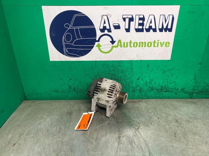 Usagé Dynamo Renault Scénic II (JM) 1.6 16V Prix € 99,99 Règlement à la marge proposé par A-team Automotive