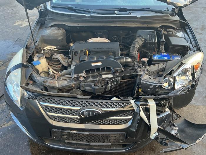 Begagnade Luftfilterhus Kia Cee'd Sporty Wagon (EDF) 1.6 CVVT 16V Pris € 24,99 Marginaltabell erbjuds av A-Team Automotive