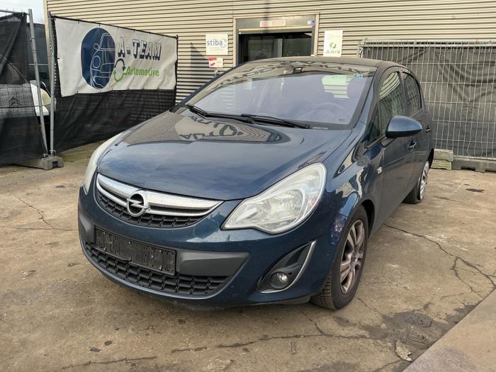 Usagé Radiateur Opel Corsa D 1.3 CDTi 16V ecoFLEX Prix € 29,99 Règlement à la marge proposé par A-Team Automotive