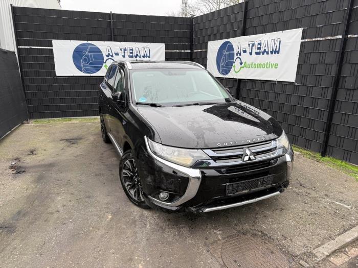 Used Radiator Mitsubishi Outlander (GF/GG) 2.0 16V PHEV 4x4 Price € 124,99 Margin scheme offered by A-team Automotive