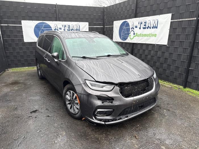 Używane Kurtyna prawa Chrysler Pacifica 3.6 V6 24V Hybrid Cena na żądanie oferowane przez A-team Automotive