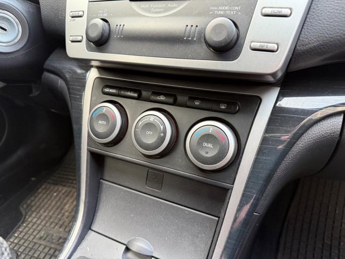 Używane Panel climatronic Mazda 6 (GH12/GHA2) 2.0i 16V S-VT Cena na żądanie oferowane przez A-team Automotive