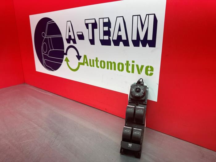 Usados Interruptor de ventanilla eléctrica Ford Mondeo IV Wagon 2.0 Ecoboost SCTi 16V Precio € 24,99 Norma de margen ofrecido por A-Team Automotive