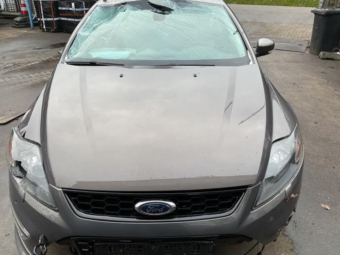 Używane Maska Ford Mondeo IV Wagon 2.0 Ecoboost SCTi 16V Cena € 149,99 Procedura marży oferowane przez A-Team Automotive