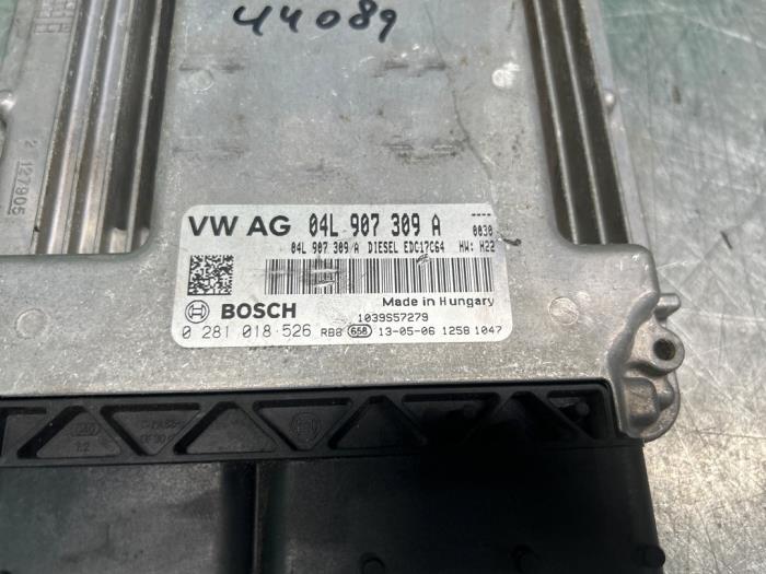 Engine management computer from a Volkswagen Golf VII (AUA) 2.0 GTD 16V 2014