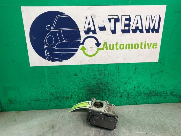 Usagé Boitier papillon Renault Clio III (BR/CR) 1.2 16V 75 Prix € 69,99 Règlement à la marge proposé par A-team Automotive