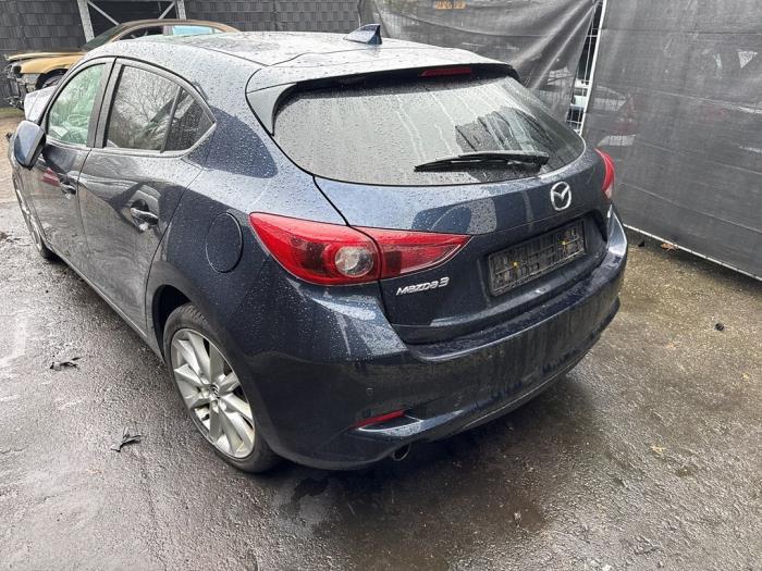 Używane Tylna klapa Mazda 3 (BM/BN) 2.0 SkyActiv-G 120 16V Cena € 149,99 Procedura marży oferowane przez A-team Automotive