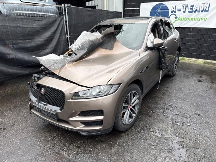 Używane Ekran lewy przód Jaguar F-Pace 2.0 D 180 16V AWD Cena € 274,99 Procedura marży oferowane przez A-team Automotive