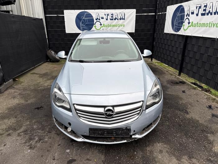Hinterachse Vorderradantrieb van een Opel Insignia Sports Tourer 2.0 CDTI 16V 120 ecoFLEX 2014