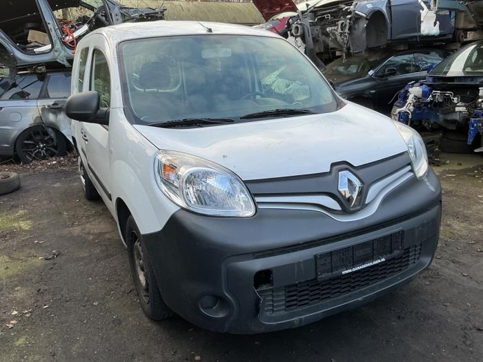 Usagé Radiateur Renault Kangoo Express (FW) 1.5 dCi 75 FAP Prix € 29,99 Règlement à la marge proposé par A-Team Automotive