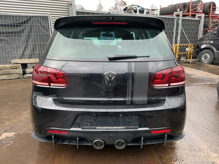 Begagnade Underram Volkswagen Golf VI (5K1) 1.2 TSI BlueMotion Pris € 29,99 Marginaltabell erbjuds av A-Team Automotive