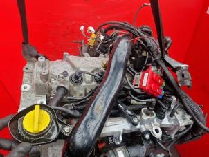 Engine from a Renault Clio III (BR/CR) 1.2 16V Tce 2012