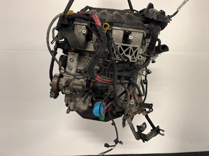 Motor Renault Grand Scénic III (JZ), 2009 / 2016 2.0 16V CVT, MPV, Benzin, 1.997cc, 103kW (140pk), FWD, M4R711; M4RF7; M4RF713, 2009-02 / 2016-09, JZ0GA; JZ0GB; JZ0PA; JZ0PB; JZ1PA; JZ1PB; JZDPA; JZDPB; JZHPA; JZHPB (Gebraucht)