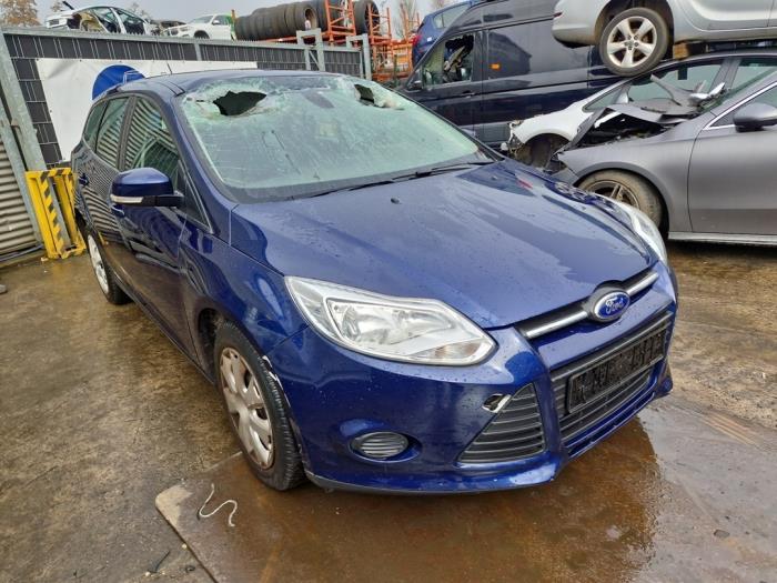 Subframe from a Ford Focus 3 Wagon 1.0 Ti-VCT EcoBoost 12V 100 2013
