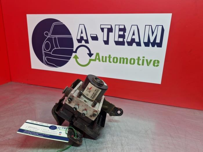 Begagnade ABS-pump Opel Agila (B) 1.0 12V Pris € 299,98 Marginaltabell erbjuds av A-Team Automotive