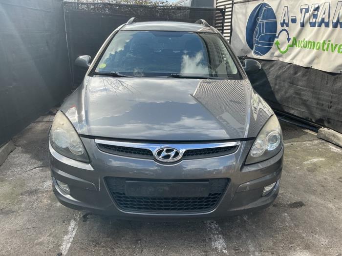 Begagnade AC-radiator Hyundai i30 Crosswagon (WWH) 1.4 CVVT 16V Pris € 44,99 Marginaltabell erbjuds av A-Team Automotive