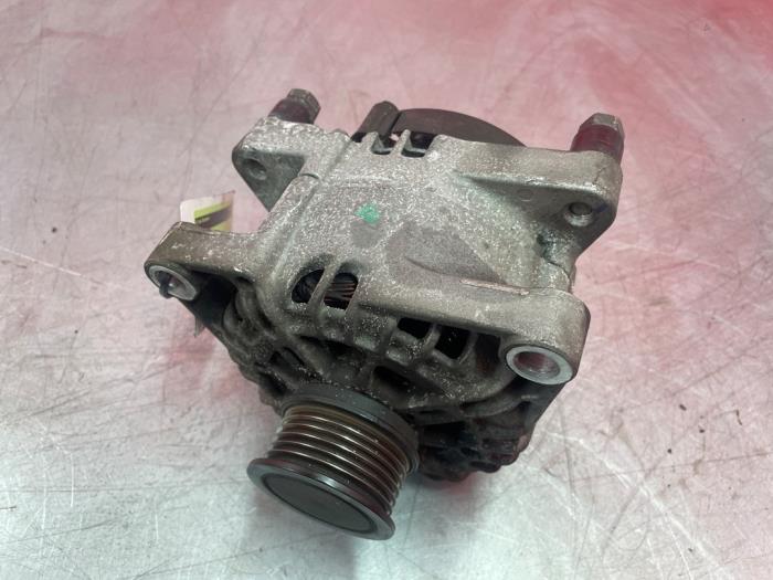 Dynamo d'un Ford Transit Courier 1.5 TDCi 75 2016