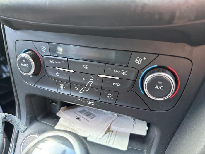 Begagnade Klimatpanel Ford Focus 3 Wagon 1.0 Ti-VCT EcoBoost 12V 125 Pris € 29,99 Marginaltabell erbjuds av A-team Automotive